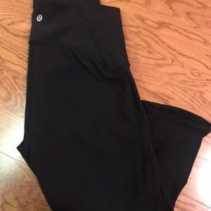 Lululemon Train Times Leggings 17” crop